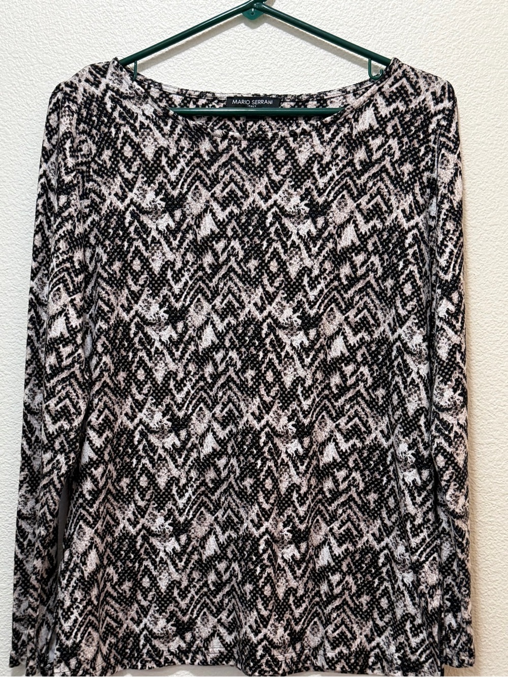 Mario Serrani snake print long sleeve pullover top, small